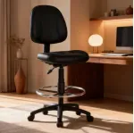 silla_alta_para_restirador_connor_ergonomica_negra_principal_ambientada