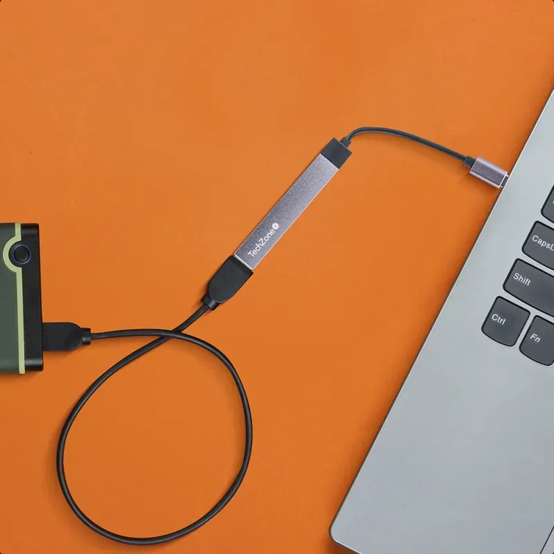 hub_usb_techzone_1usb_usbc_conectado