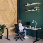 escritorio_en_L_escuadra_madera_clara_con_negro