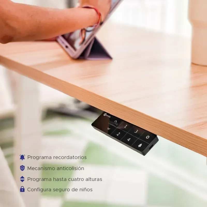 escritorio_en_L_escuadra_madera_clara_con_negro