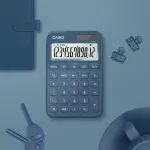 calculadora_de_escritorio_casio_azul_marino